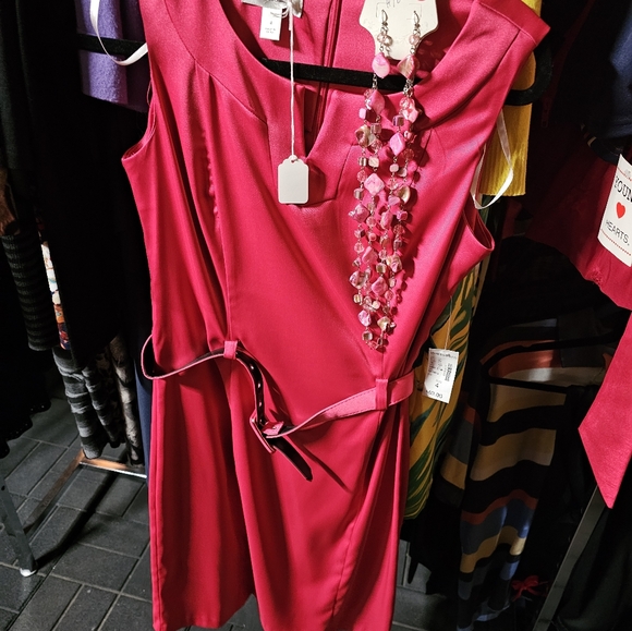 Meet your Posher, Jan - Picture 6 of 7